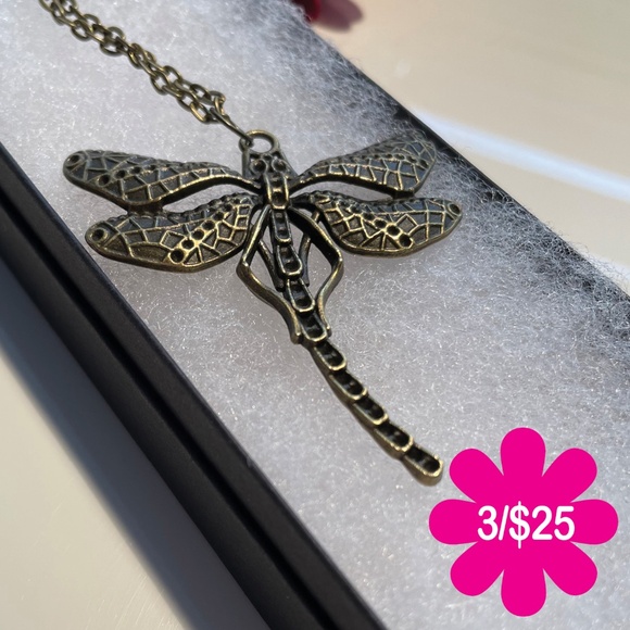 🦋NIB 🌸3/$25 Dragonfly Pendant + chain | 20" - Picture 3 of 13